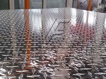 Aluminum diamond tread plate
